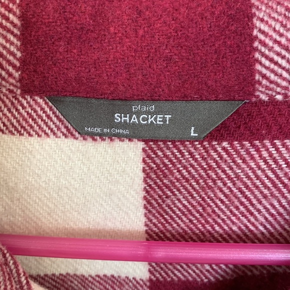 Members Mark Women Berry and Off White Plaid Shacket - Picture 2 of 10